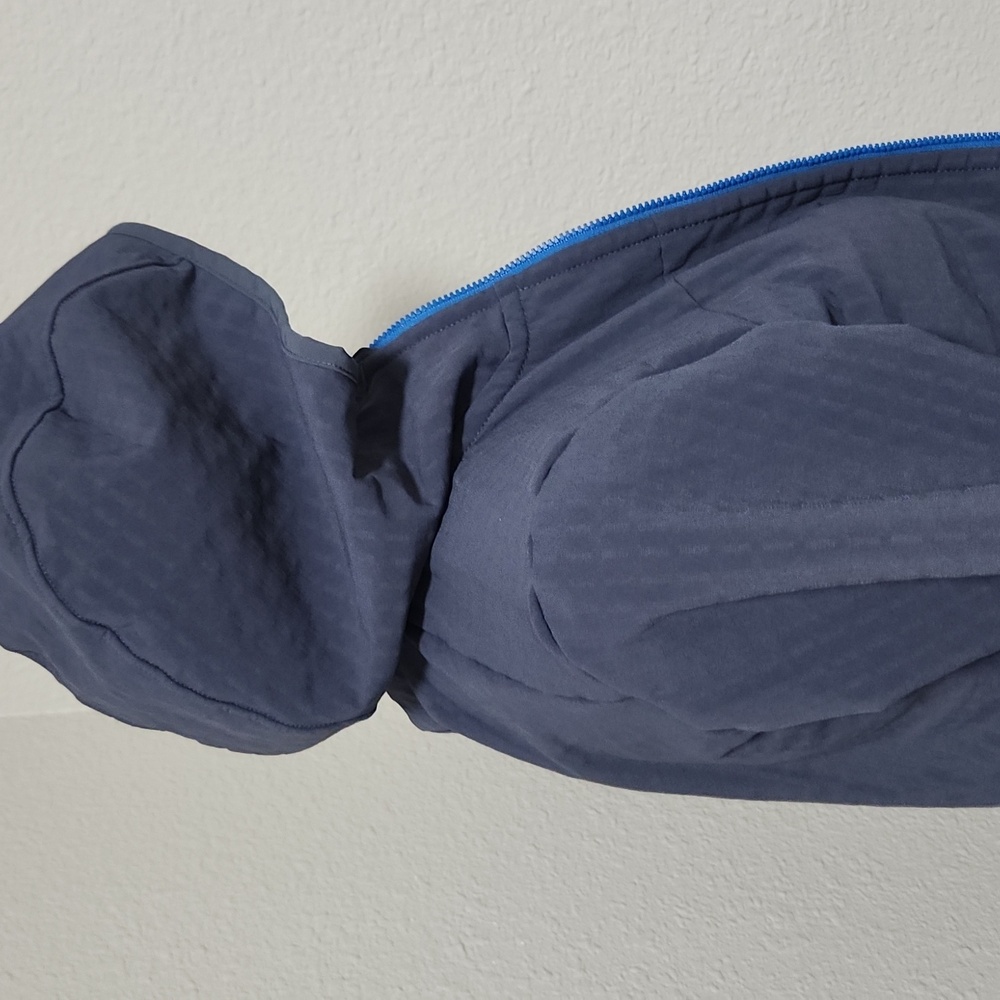 Patagonia Kids' R2 TechFace Hoody - Picture 7 of 9